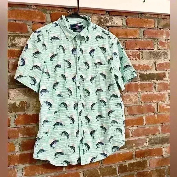 Vineyard Vines Whales 100% Cotton All Over Print Size L - Picture 6 of 8